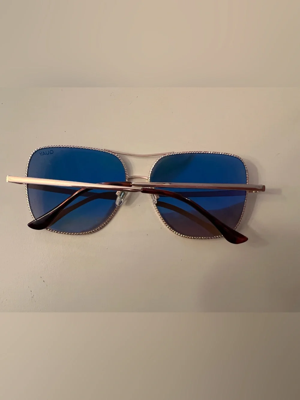 Quay Australia Stop and Stare twist Gold Frame Navy/peach lense Sunglasses